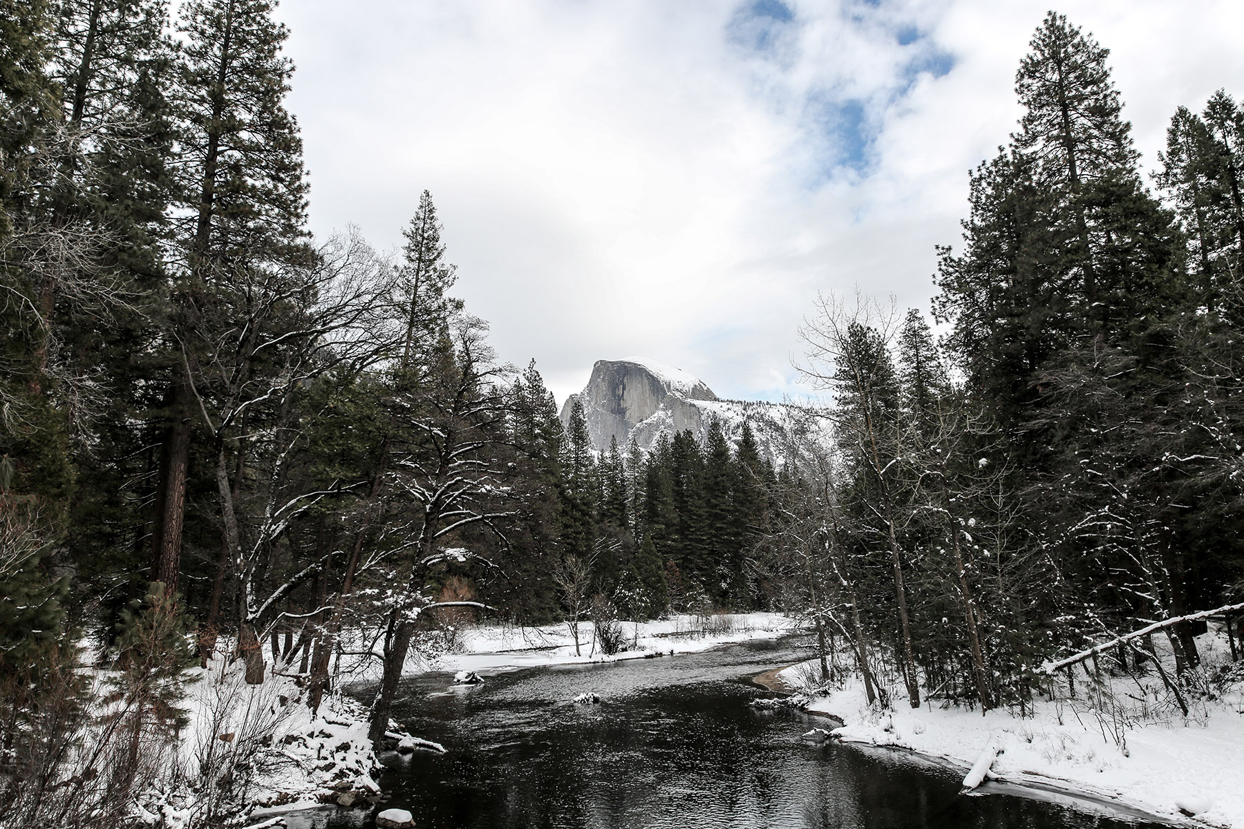 Yosemite河流